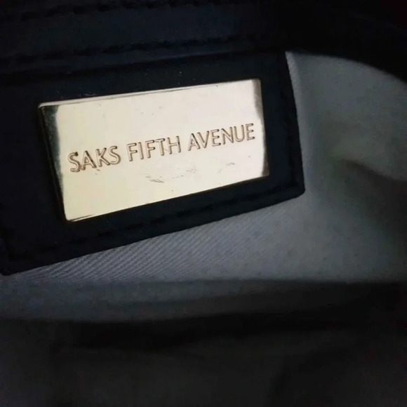 Vintage leather Saks Fifth Avenue Purse  bag - Picture 3 of 5